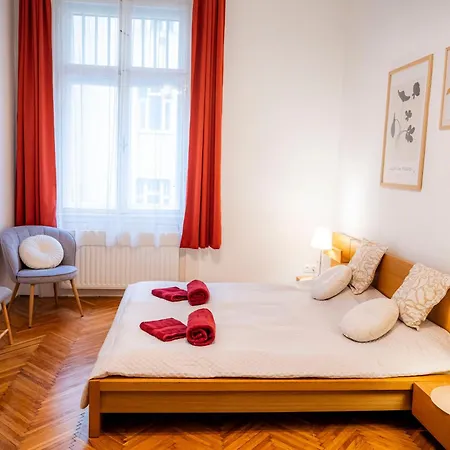 Charles Apartamento *